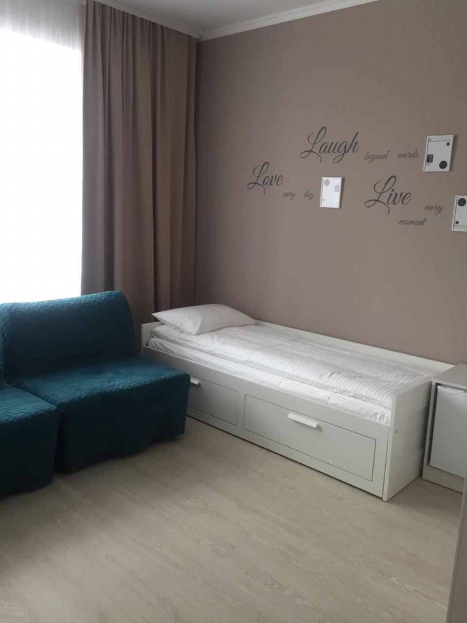 Scandi Hotel Makinsk エクステリア 写真